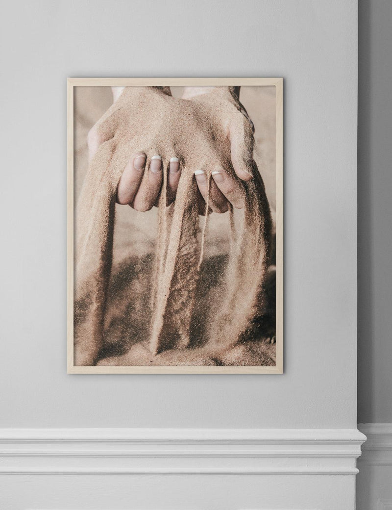 Sand Running Through Hands - Doenvang